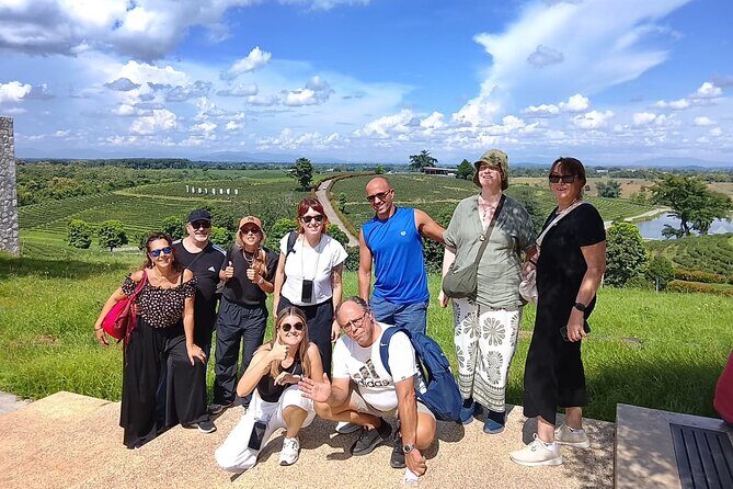 Chiang Rai: Wonderful Temples & 7 Major Sites - Free Lunch - Who Should Consider This Tour?