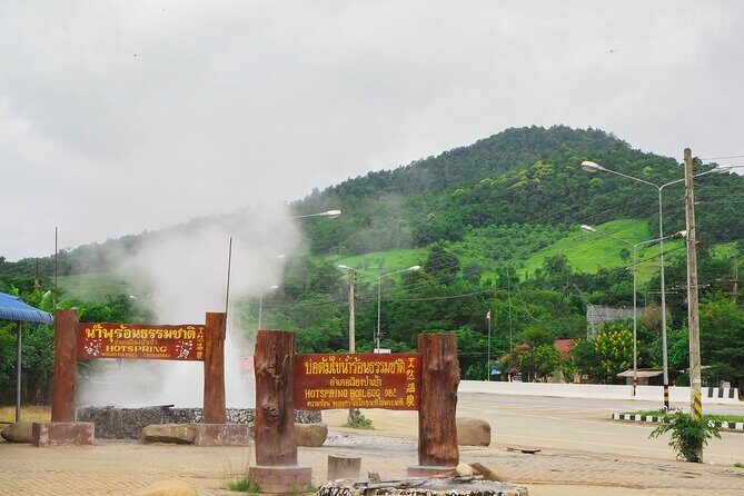 Chiang Rai Wonders: White, Blue & Red Temples and Hot Spring - Practical Aspects: What to Expect