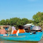 Chong Kneas Floating Village Rowing Boat Tour on Tonlé Sap Lake - What to Expect from the Tour Experience