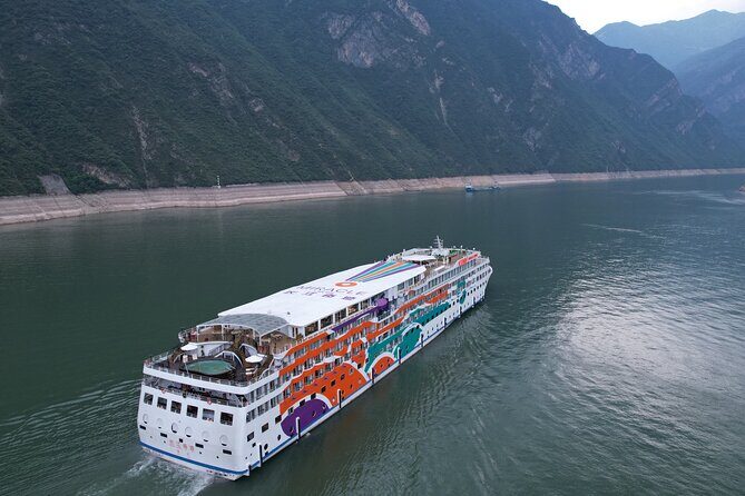 Chongqing: All Inclusive Yangtze Miracle Luxury 4D3N Cruise - Who Should Consider This Cruise?