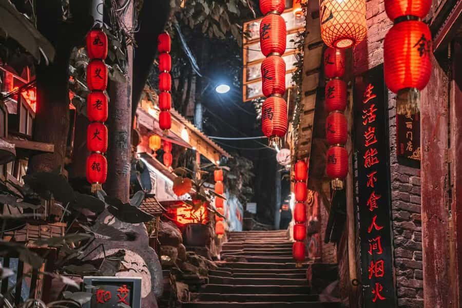 Chongqing Night Tour: Hongyadong, Bridge Views & Riverwalk - Exploring Each Stop: What You Can Expect
