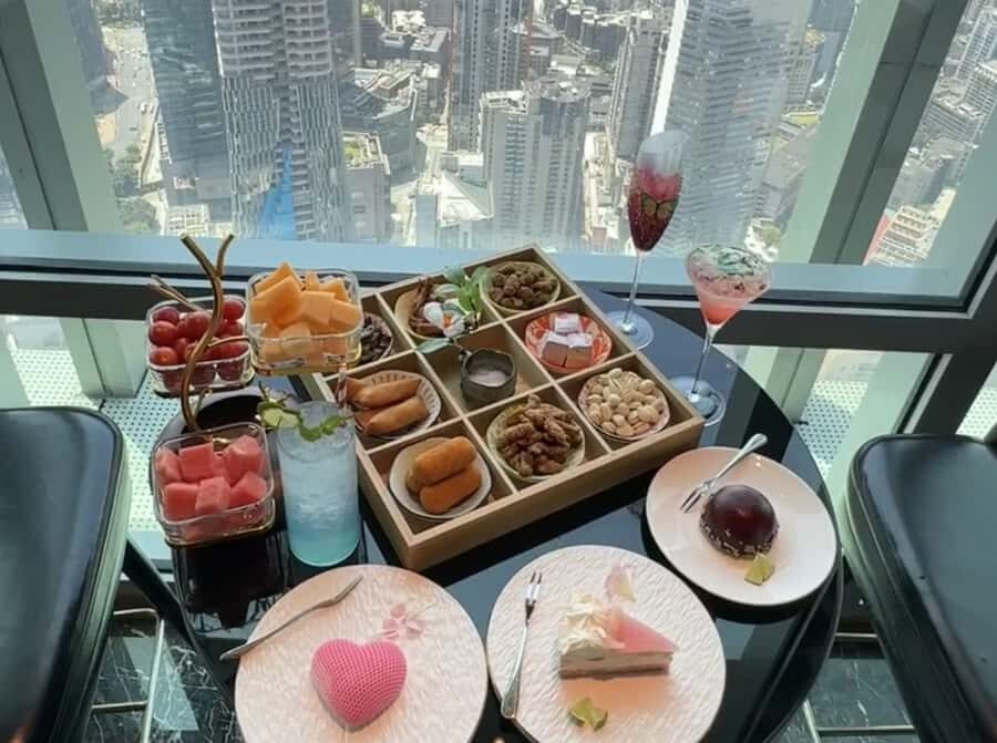 Chongqing: Sky-High Afternoon Tea Experience - The Views: Nature and Modernity Collide