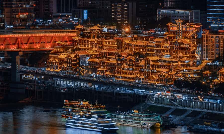 Chongqing Two Rivers Night Tour + Ciqikou Play Tour - Exploring the Two Rivers Night Cruise
