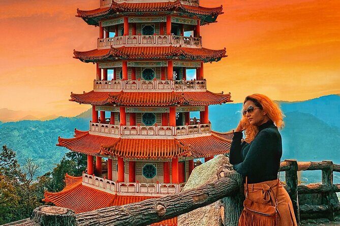 Colmar Tropicale French Village and Chin Swee Cave Private Tour - Exploring the Itinerary in Detail