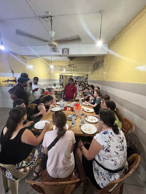 Colombo: Local Food Tour & Sightseeing by Tuk-Tuk with Meals - Detailed Breakdown of the Itinerary