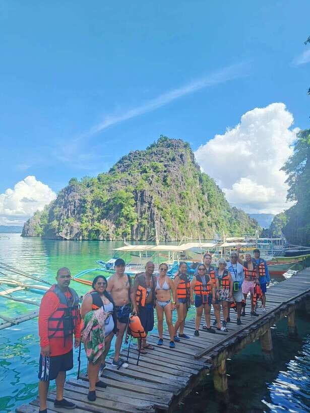 CORON TOUR - PRIVATE BOAT RENTAL with LUNCH (7 Destinations) - What’s Included and What to Expect