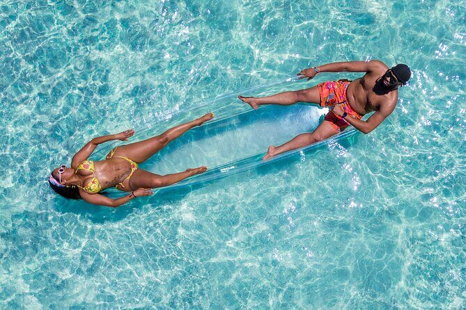 Couples Clear Kayak Photoshoot in Montego Bay - What to Expect During the Photoshoot