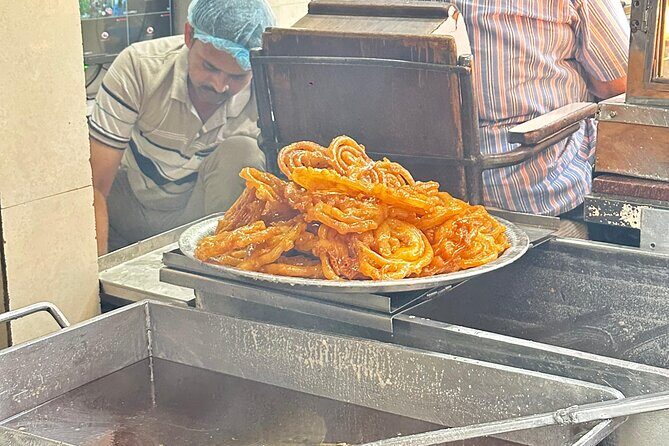 Customized Full Day Delhi Shopping Tour with Female Guide - Why This Tour Delivers Great Value