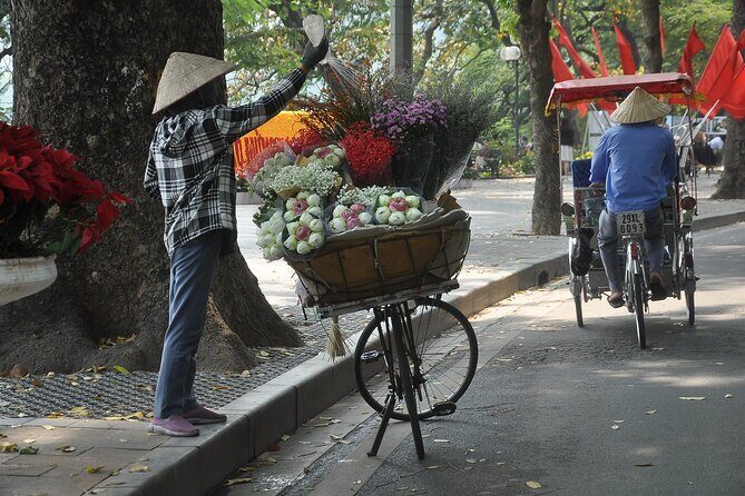 Cyclo Hanoi Tour A Unique Way to Explore the City - Why This Tour Works Well