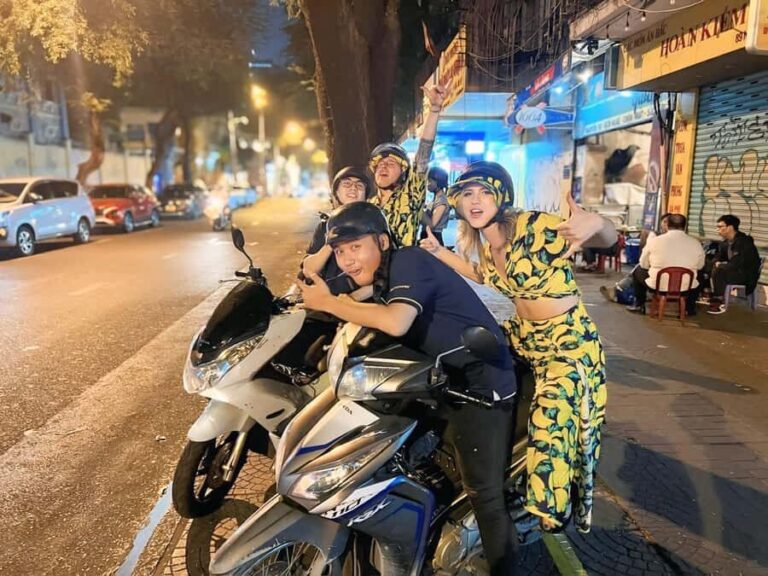 Da Nang: Seven Local Food Tasting & Sightseeing by Scooter - Highlighted Stops & Dishes