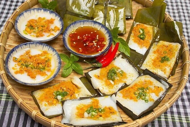 Da Nang Street Food Private Tour With Local Students - The Food Experience: What You’ll Taste