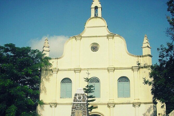 Daily Conducted Group Tours from Fort Kochi - The Sum Up