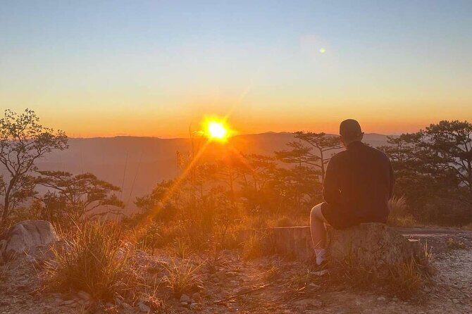 Dalat Early Morning Trek Featuring the Sunrise and Sea of Clouds - Practical Details and Comfort Factors
