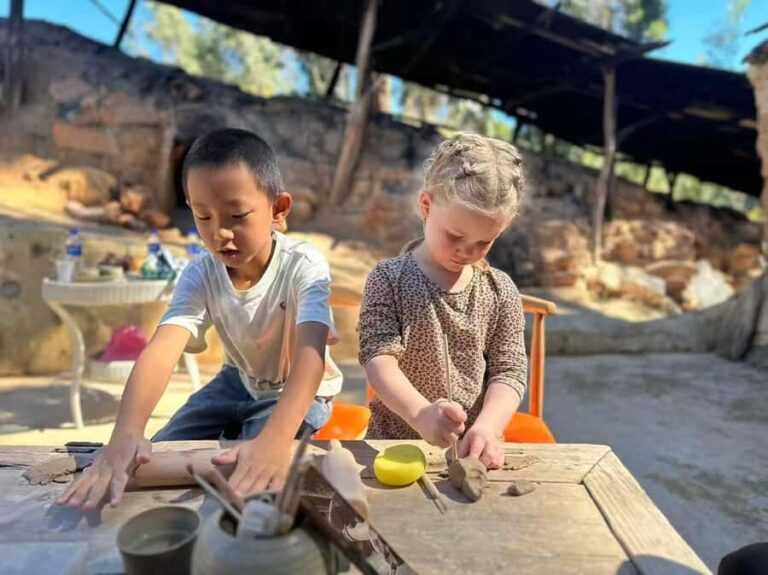 Dali Old Pottery Village Handicraft Experience - Overview of the Experience