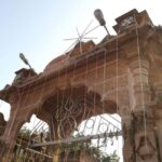 Datia: Bir Singh Palace, Peetambara Peeth & Sonagiri Tour - What to Expect from the Experience