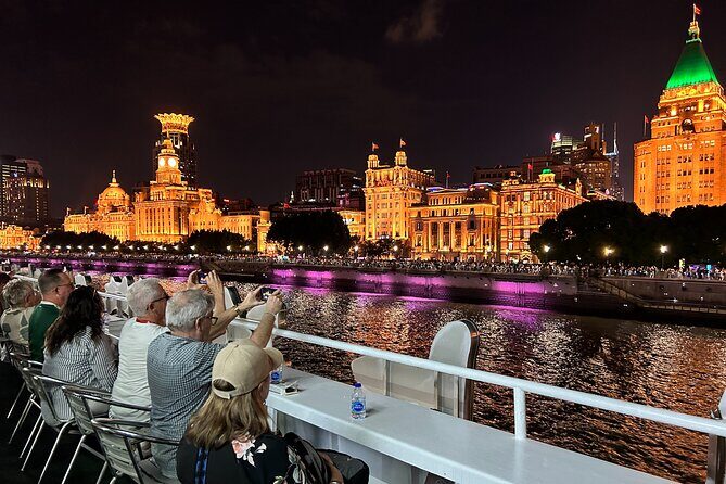 Day & Night Classic Shanghai Private Tour - Lunch Break and Shopping at Nanjing Road