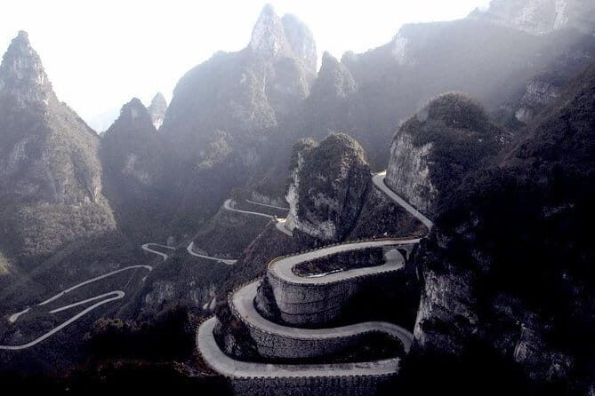 Day Tour for Tianmen Mountian and The Longgest Glass Bridge in the world - Logistics and Value