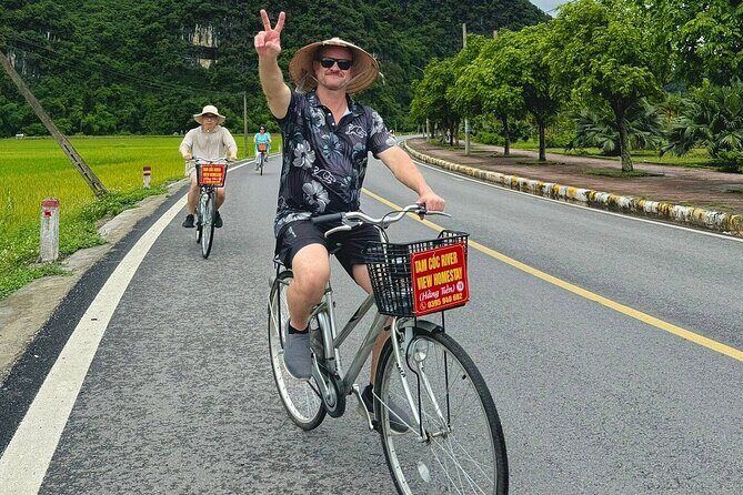 Day Trip from Hanoi: Explore Hoa Lu Temples & Tam Coc Boat Tour - The Experience: What Makes It Special