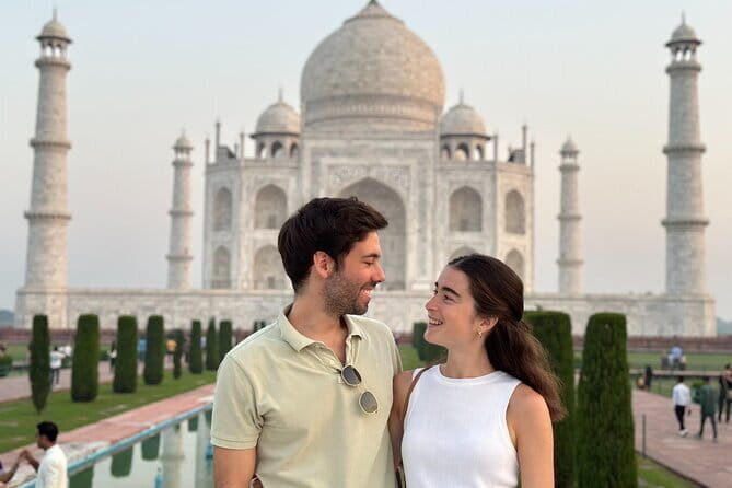 Day Trip Taj Mahal, Agra Fort & Baby Taj Tour from Delhi by Car - Who Is This Tour Best Suited For?