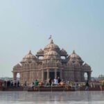 Delhi: Akshardham Temple, India Gate & Safdarjung Night Tour - What Does the Tour Include and Exclude?