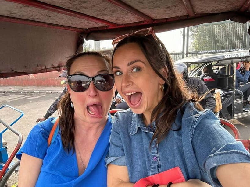 Delhi: Customized Shopping Tour with Female Consultant - Why This Tour Offers Great Value