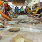 Delhi: Gurudwara Bangla Sahib Tour with Langar Meal - Starting Point: Warm Welcome and Guided Introduction