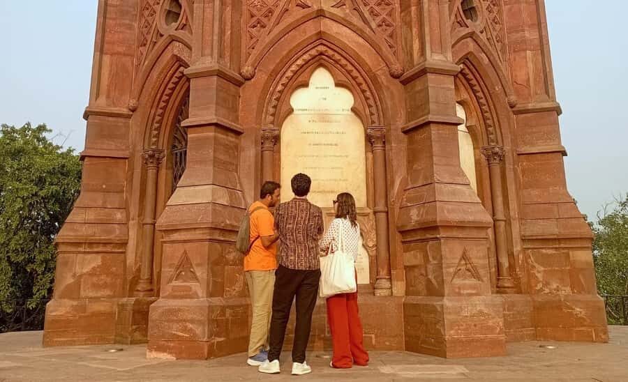 Delhi: Northern Ridge Walk with Tibetan Colony Tour - Discovering the Hidden British Monuments