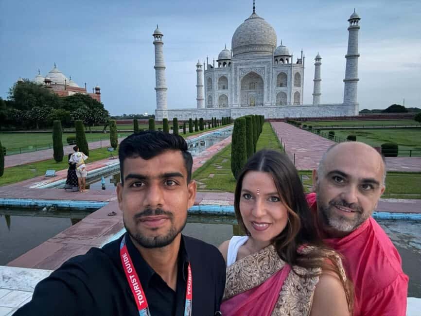 Delhi: Overnight Taj Mahal & Agra Tour With Fatehpur Sikri - Who Will Love This Tour?