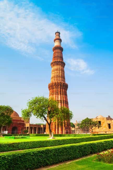 Delhi: Private Old & New Delhi Tour with Car & Guide - Who Is This Tour Best Suited For?