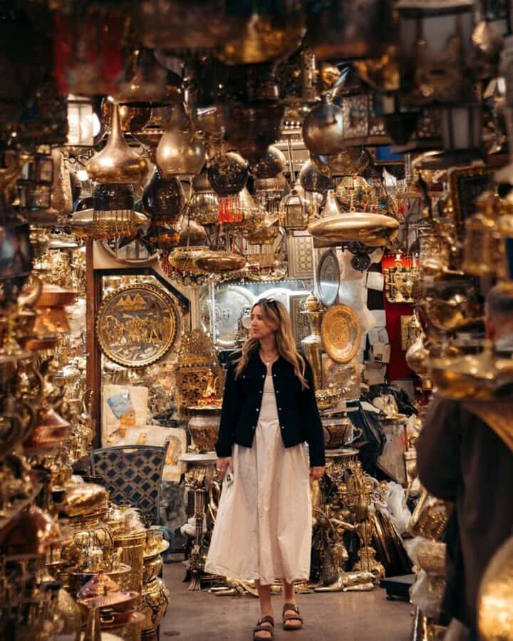 Delhi: Private Shopping Tour With An Female Expert - Authenticity and Value