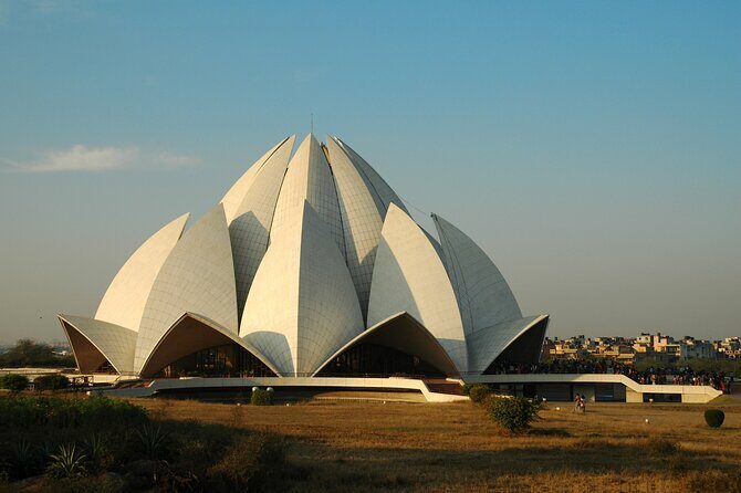 Delhi: Private Tour of Old and New Delhi with Hotel Pickup - Who Is This Tour Perfect For?