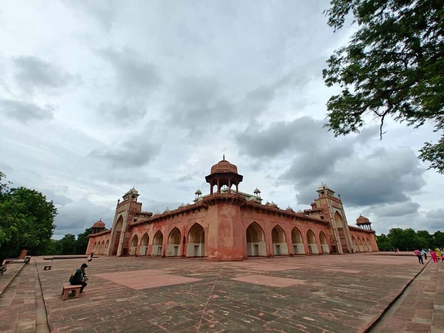 Delhi: Skip-the-Line Humayun's Tomb Tour with Transfers - What to Expect from the Tour