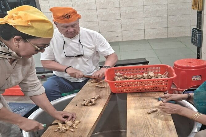 Delhi Temple and Spiritual Sites Private Day Tour - 6 hours - FAQ