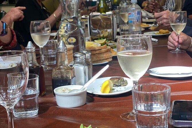 Delicious walking food tour of Dunedin - Exploring the Stops: What You Can Expect