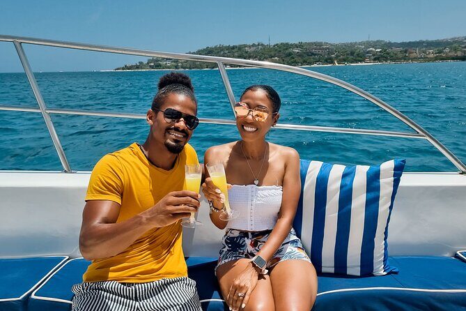 Deluxe 2-Hour Private Charter in Montego Bay with Open Bar - What to Expect from This Private Cruise Experience