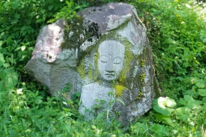 Discover 270 Buddha Statues on a 1,280-year-old Pilgrimage Route - Who Will Love This Tour?