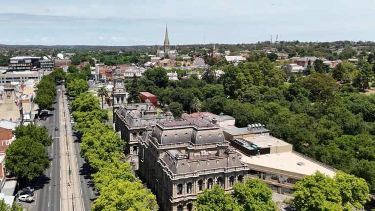 Discover Bendigo Guided Tour with Great Stupa and Cathedral - Analyzing the Value