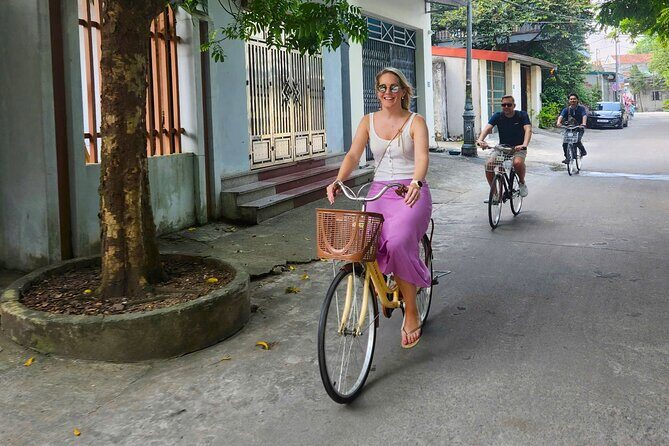 Discover Hidden Gem, Duong Lam Ancient Village Private Trip - Engaging in Countryside Activities