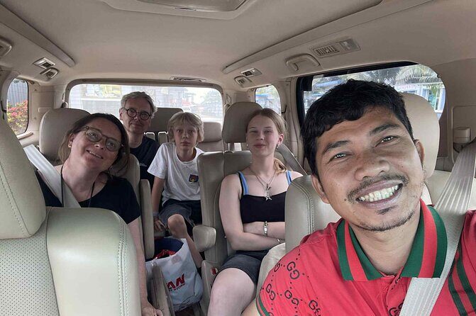 Discover Kampot Countryside, Pepper farm & Bokor Mountain - Transport and Group Dynamics