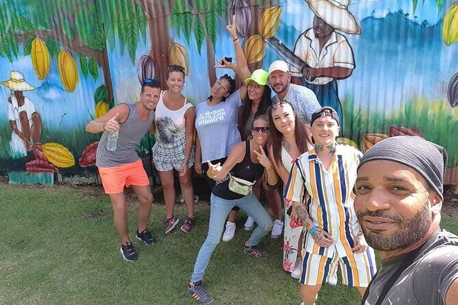 Discovery DE the real Dominican Republic EN small committee. - Discovering Higuey Center City