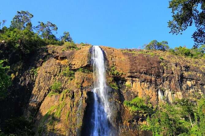 Diyaluma Waterfall Adventure With Local Guide & Lunch - Considerations and Tips
