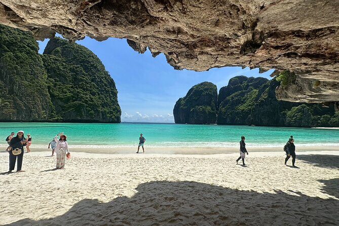 Early Bird Trip Phi Phi & 4 IslandsPremium Speedboat from Krabi - The Experience from a Traveler’s Perspective