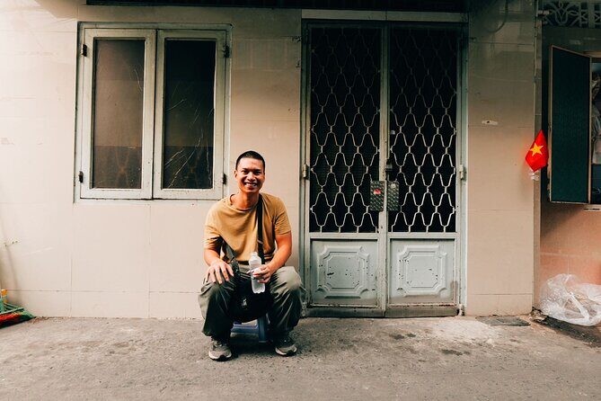 Early Riser Walk: Grandma Noodles, Cafe, Exotic Fruits & History - Practical Details and What to Expect