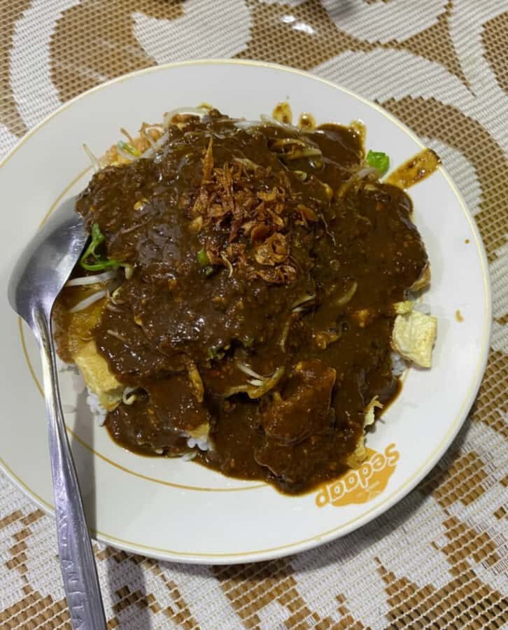 East Javanese Tofu Omelette with Peanut Sauce Class - What to Expect from the Class