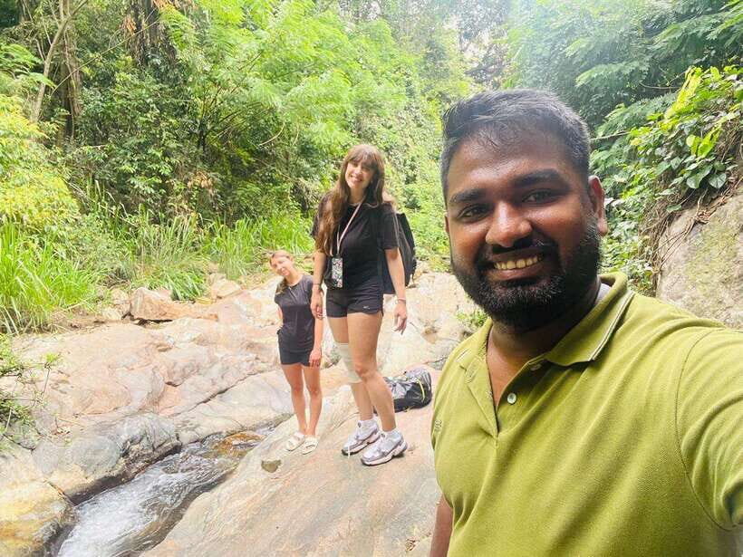 Ella: Tuk-Tuk Tour with Little Adam's Peak and Waterfalls - The Highlights in Detail