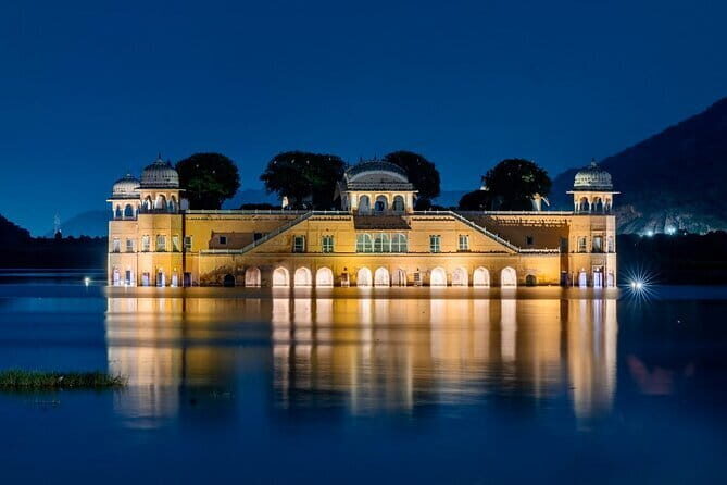 Enchanting Jaipur: Private Evening Tour of the Pink City - Transportation and Comfort