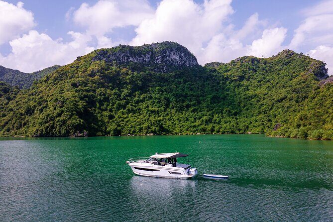 Enjoy a romantic sunset on Halong Bay with a Luxury Private Yacht - Detailed Breakdown of the Itinerary