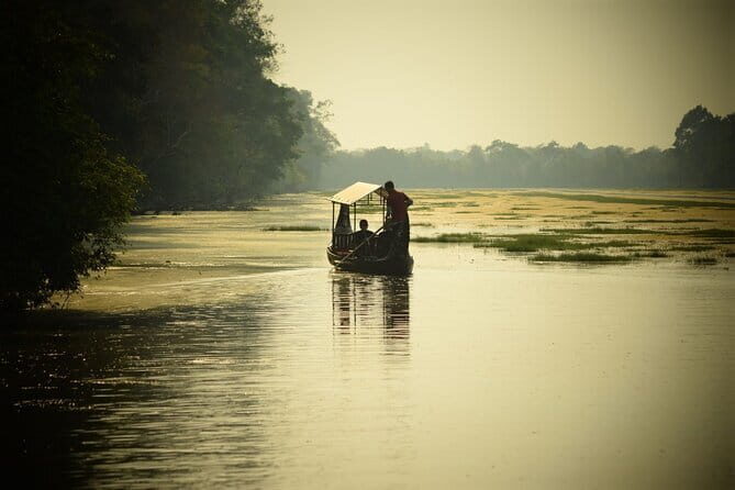 Enjoy Angkor in a Gondola Boat Ride Day or Sunset Tour - Why This Tour Could Be a Great Fit