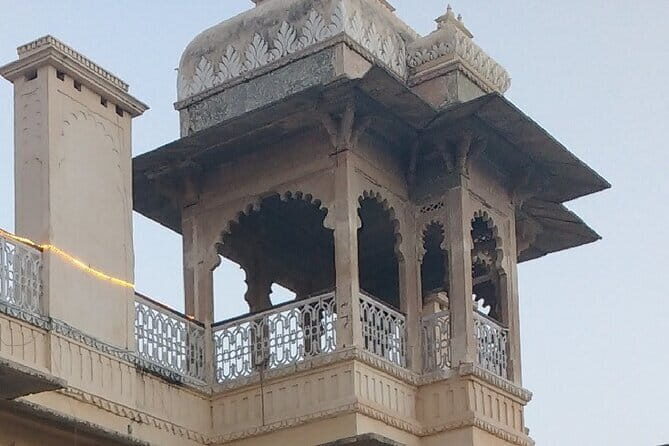 Evening Excursion: Bagore Ki Haveli Dance Show in Udaipur - An In-Depth Look at the Experience