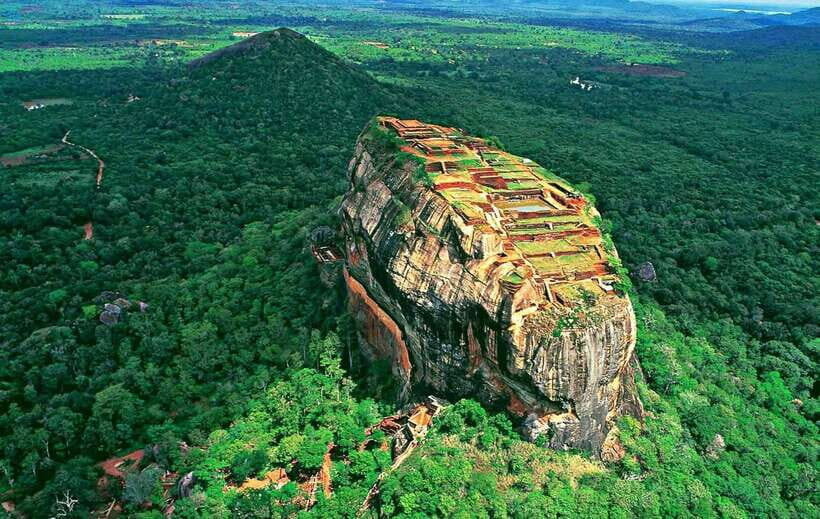 Exclusive : Sigiriya Fortress & Polonnaruwa Guided Tour - An In-Depth Look at the Tour Experience